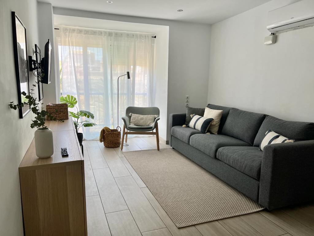 Acogedor Apartamento Cerca De La Playa Appartamento Valenza Esterno foto