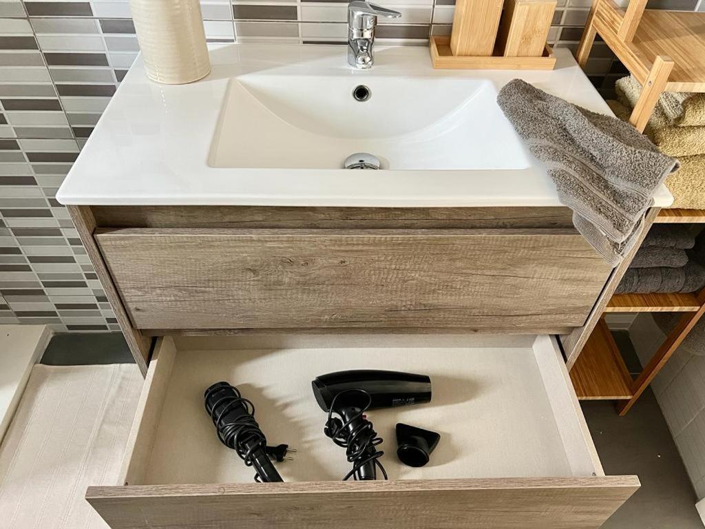 Acogedor Apartamento Cerca De La Playa Appartamento Valenza Esterno foto